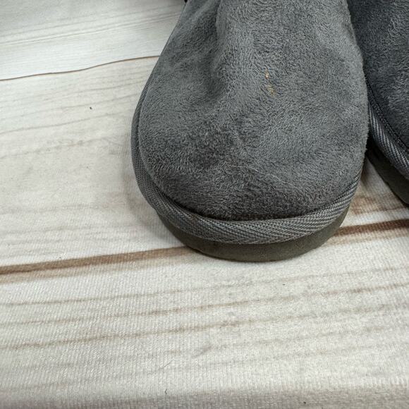Muk Luks Gray Sherpa Lined Sweater Boots Size 9 - Picture 6 of 12